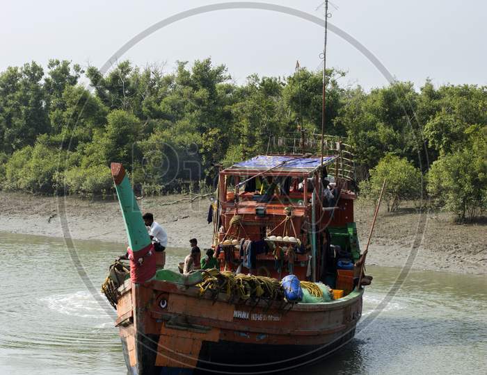 A Small Launch Moving Through Small Creek At Fresergunj With Some Passengers.