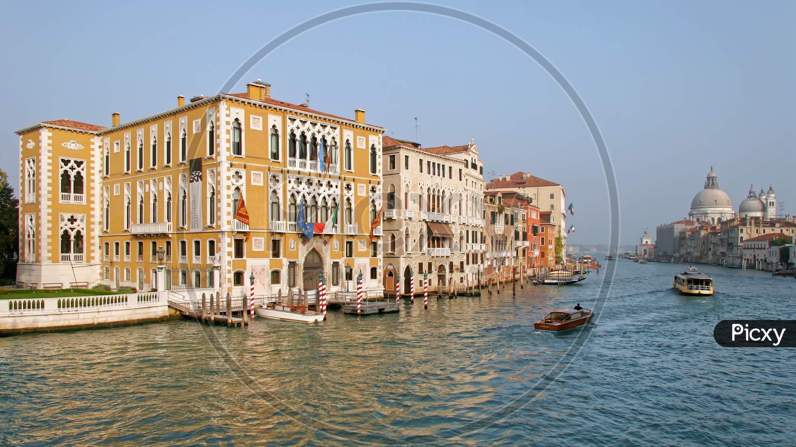 Venice, Italy/Europe - October 26 : View Down The Grand Canal In Venice On October 26, 2006. One Unidentified Person