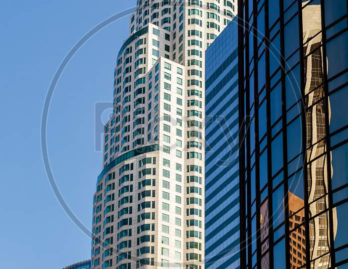 Los Angeles, California/Usa - July 28 : Skyscrapers In The Financial District Of Los Angeles California On July 28, 2011