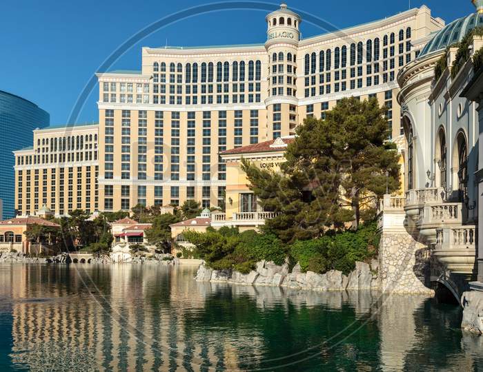 Las Vegas, Nevada, Usa - August 1 : View Of The Bellagio Hotel And Casino In Las Vegas Nevada On August 1, 2011