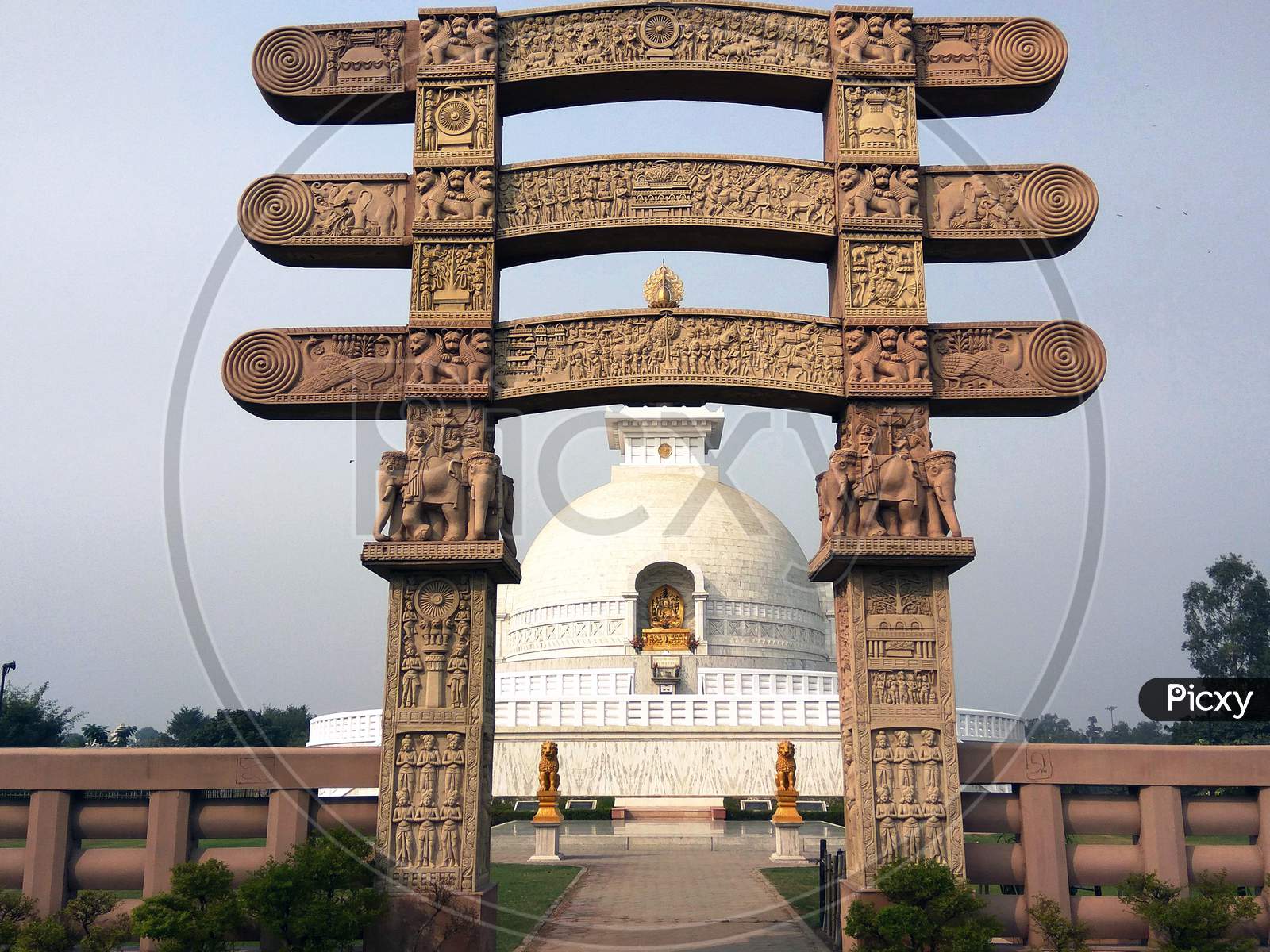 Vishwa Shanti Stupa-World Peace Pagoda, Indraprastha Park, Delhi