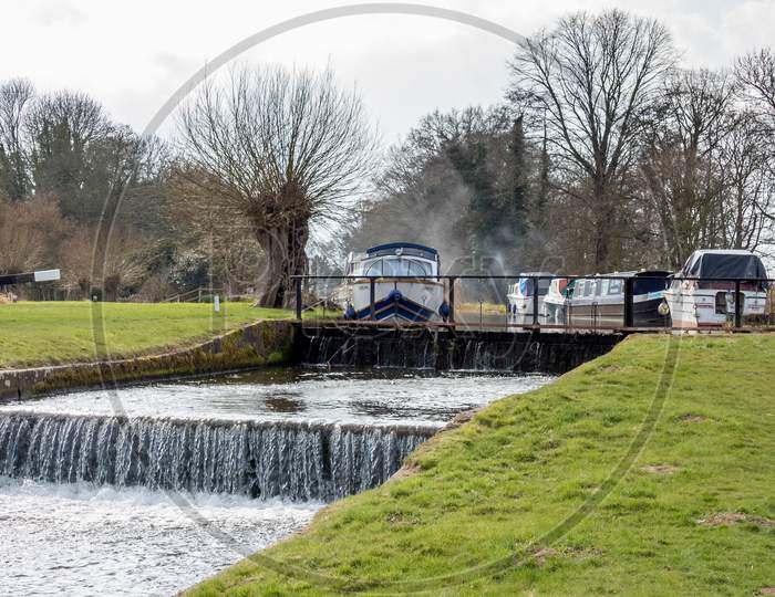 Papercourt Lock On The River Wey Navigations Canal