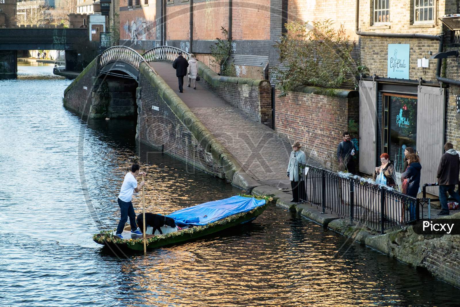 Punting On The Regent'S Canal At Camden Lock
