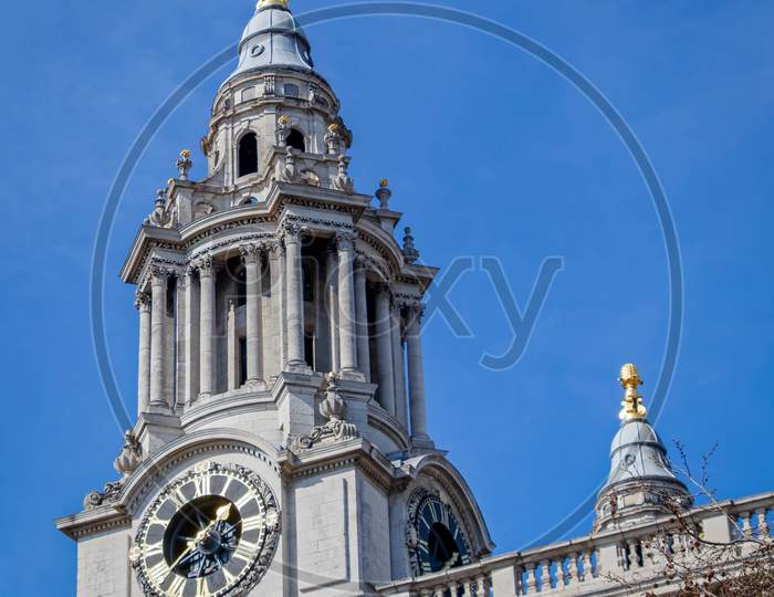 London/Uk - March 21 : Close Up View Of St Pauls Cathedral In London On March 21, 2018