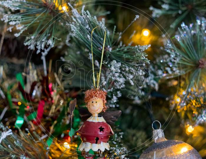 East Grinstead, West Sussex, Uk - December 14 : Christmas Tree Decoration In East Grinstead West Sussex On December 14, 2020