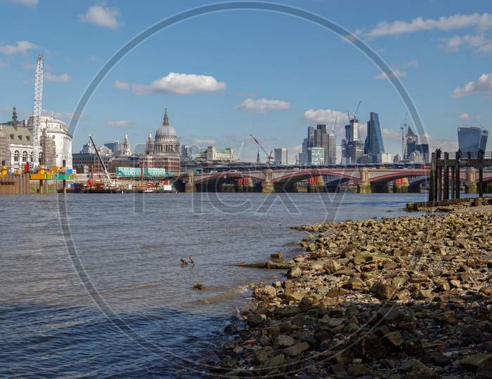 London/Uk - March 21 : View Down The Thames To The City Of London On March 21, 2018. Five Unidentified People.