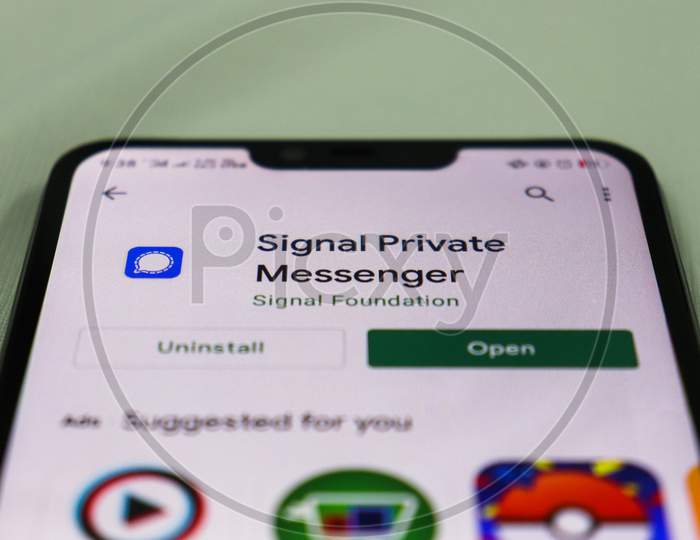 Signal app, mobile, play store