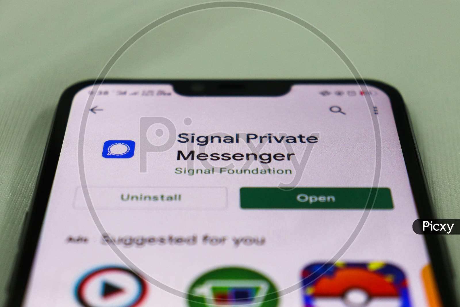 Signal app, mobile, play store