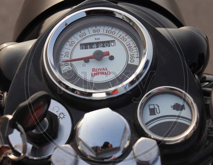 Royal Enfield,RE,classic350, speedometer,