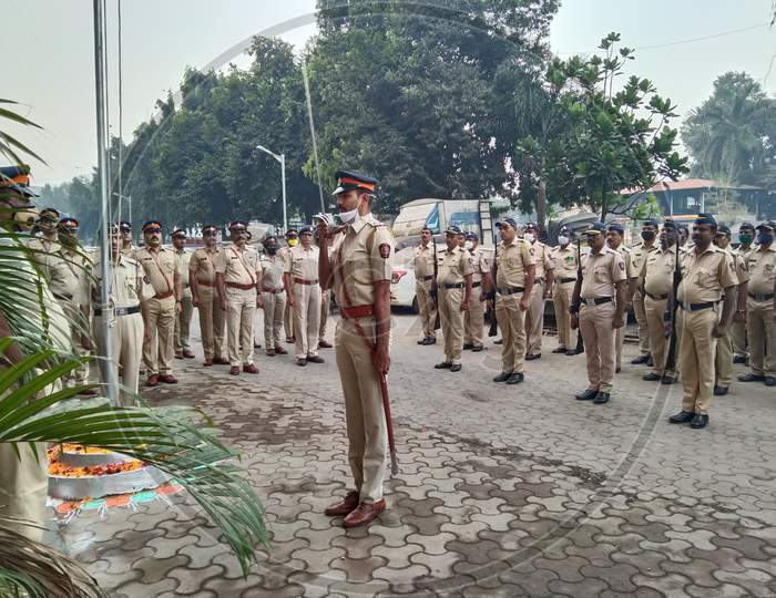 Mumbai police standing for republic day parade