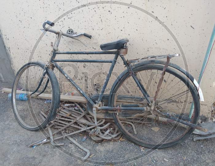 Old bicyvle