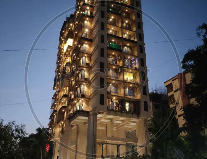 A glowing building of Mumbai city