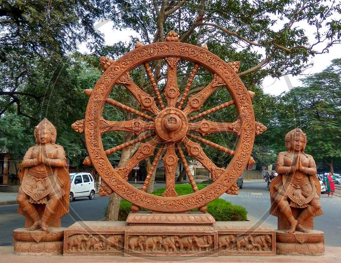 Sun Wheel, INA, Delhi