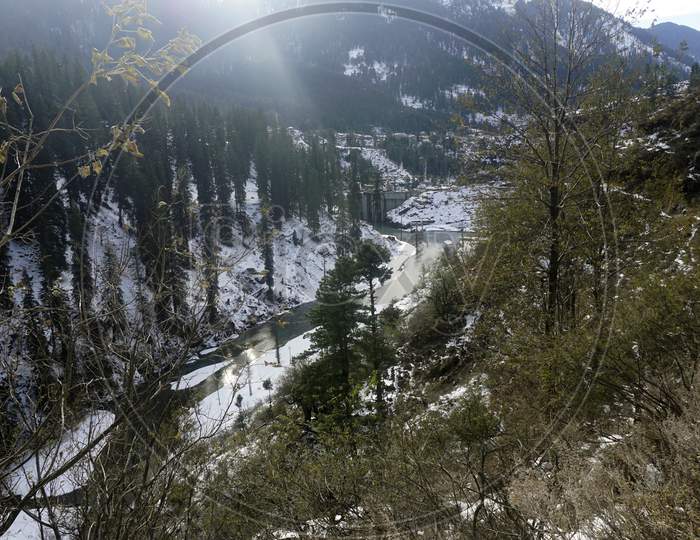 Khir Ganga Track in Winter