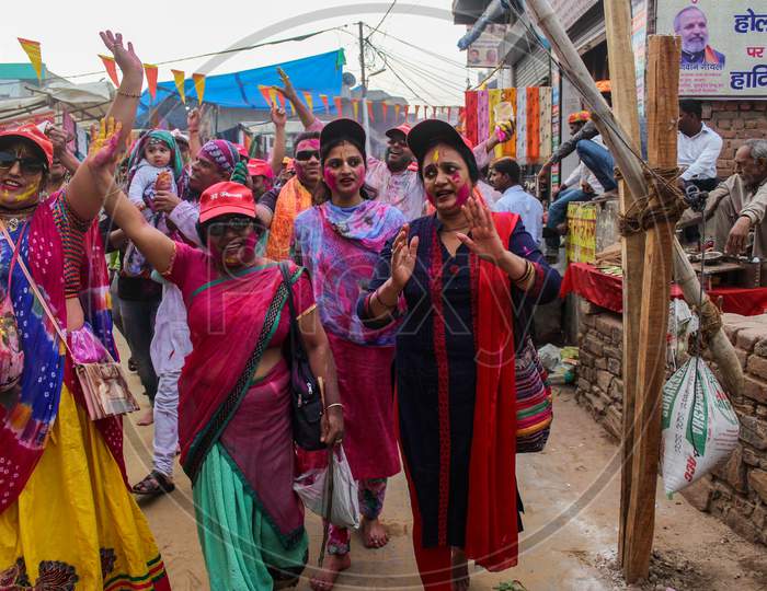 Mathura, Uttar Pradesh/ India- January 6 2020: Women Chanting Songs And Walking In A Happy Mood Celebrating Holi In Mathura.