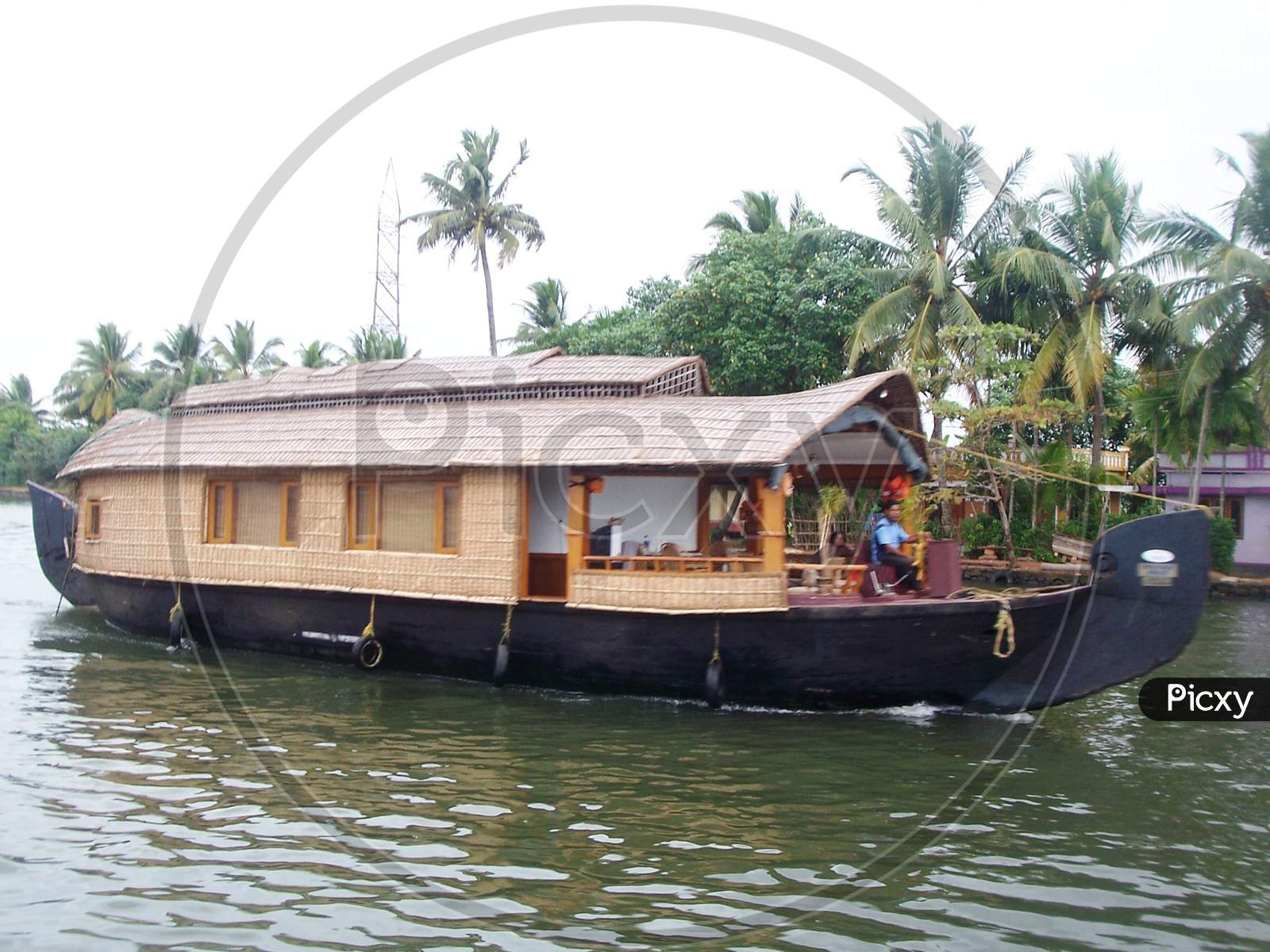Houseboat in Backwaters at Alleppey, Kerala-Kerala Tourism