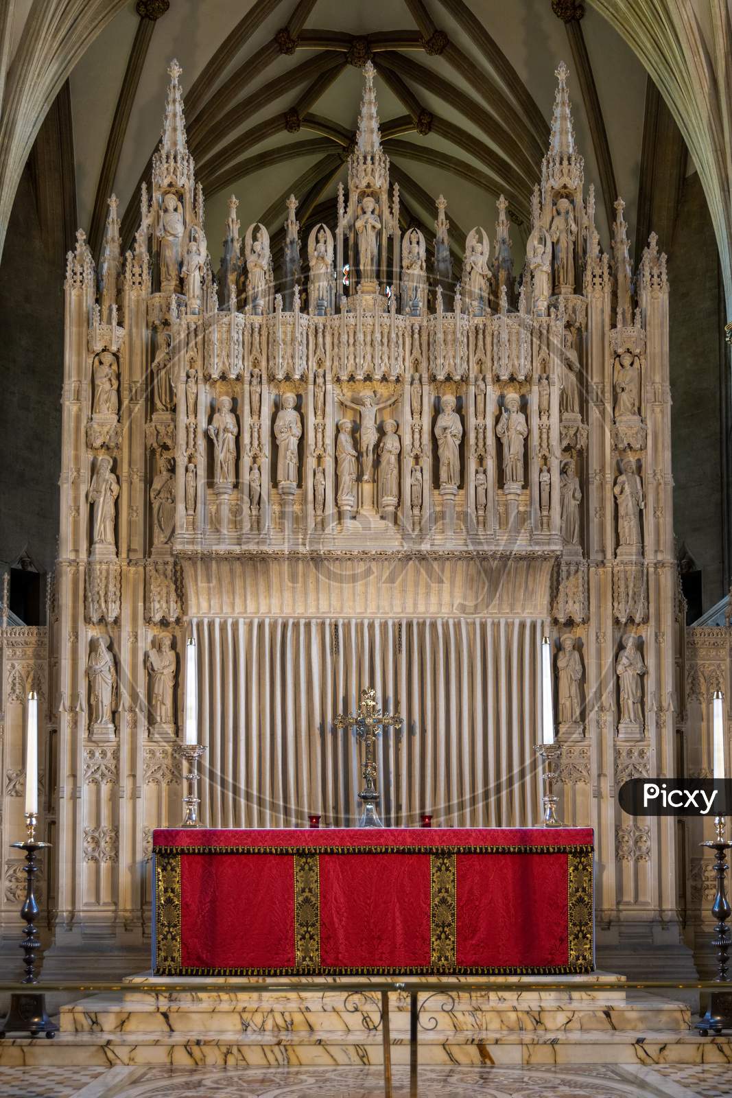Bristol, Uk - May 14 : Interior View Of The Cathedral In Bristol On May 14, 2019
