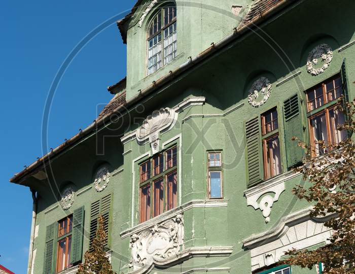 Sibiu, Transylvania/Romania - September 16 : Exterior View Of An Apartment Building In Sibiu Transylvania Romania On September 16, 2018