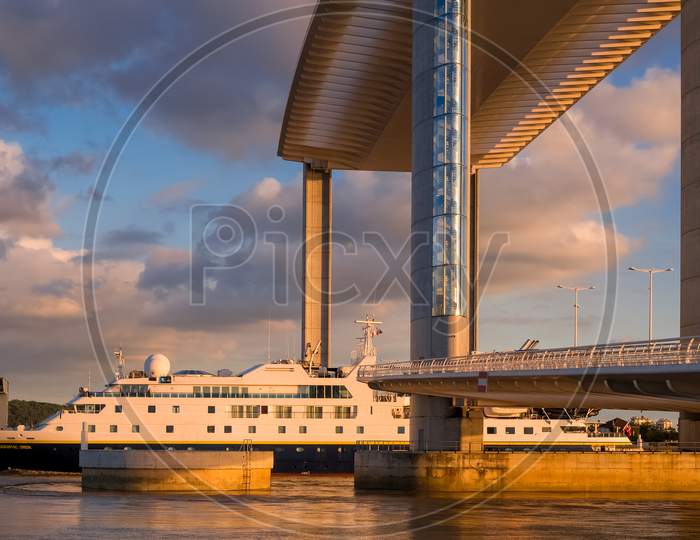National Geographic Orion Passing Under The New Lift Bridge In Bordeaux