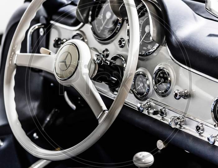 Old Mercedes Dashboard