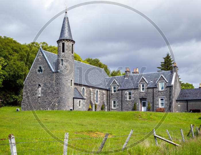 Morar, Scottish Highlands/Uk - May 19 : Our Lady Of Perpetual Succour & St Cumin'S Rc Church By Loch Morar In The West Highlands Of Scotland On May 19, 2011