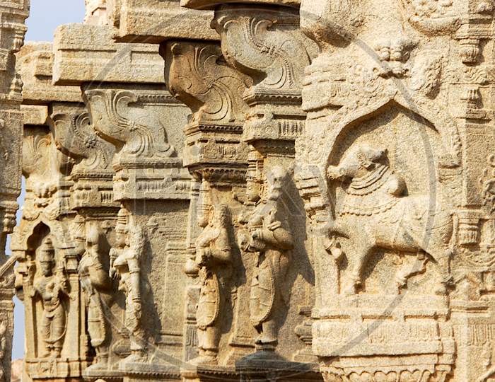 Pillar Carvings At Lepakshi