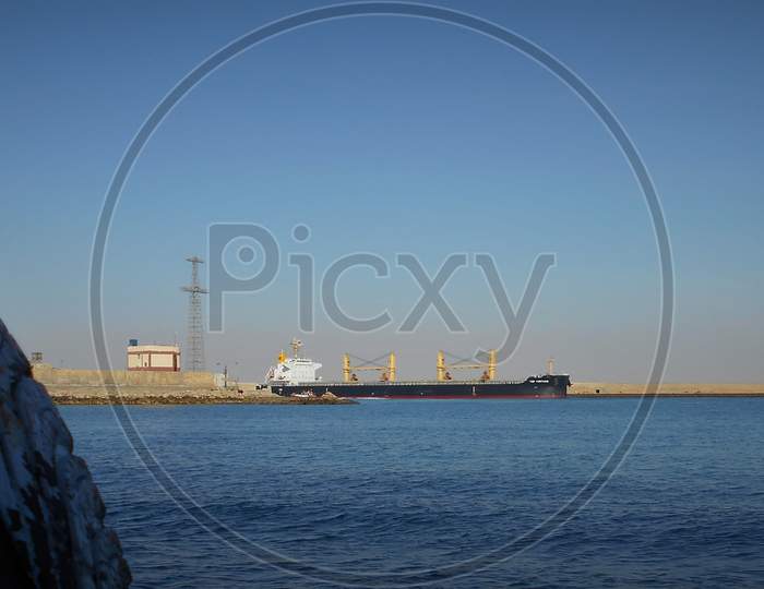 Ship exits Suez Canal