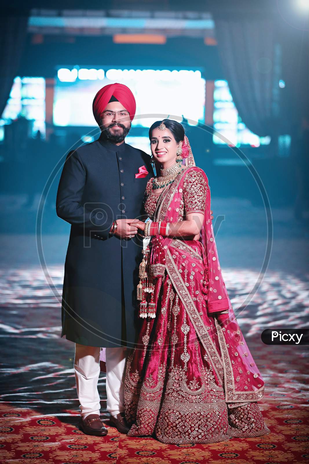 New shadi dresess lehnga choli for wedding collection of new year 2020-2021  | Indian wedding poses, Indian wedding photography poses, Indian bride