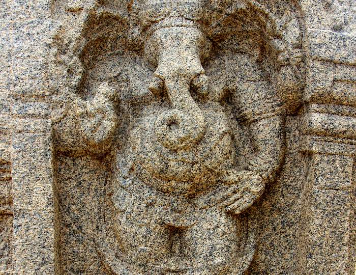 Statue Of Standing Ganesha, Lepakshi