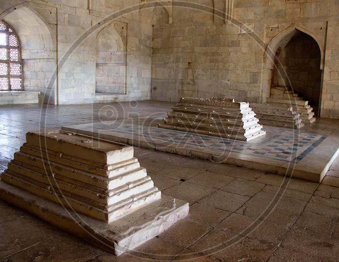 Tomb Of Hoshang Shah At Mandu