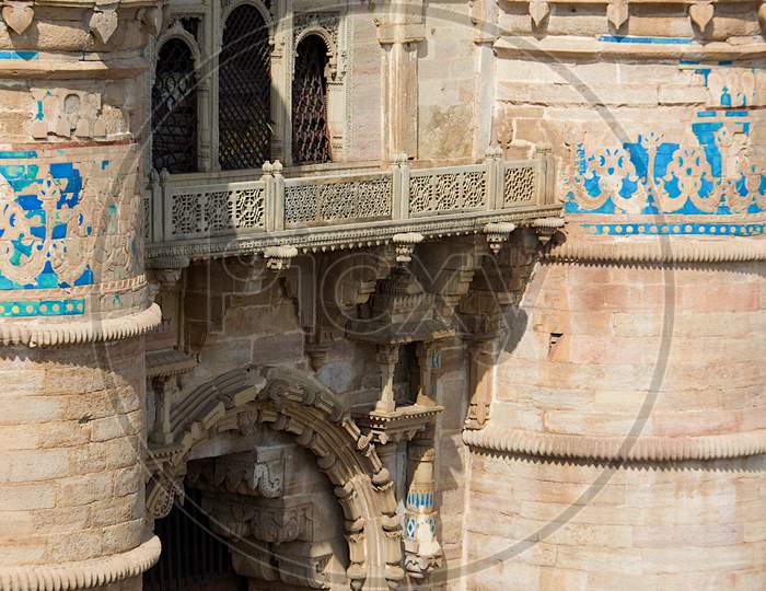 Balcony Above Entrance Gate, Gwalior