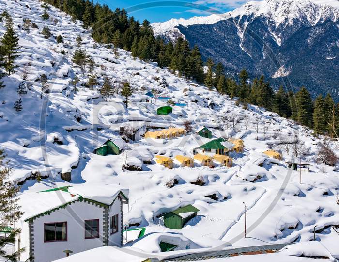 Auli is the skiing destination in India and known as the skiing capital. It is surrounded by hills and its slope is used as skiing slope.