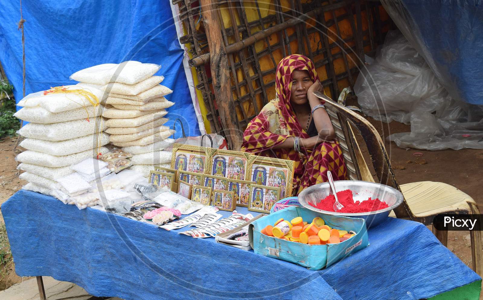 Street vendor selling market