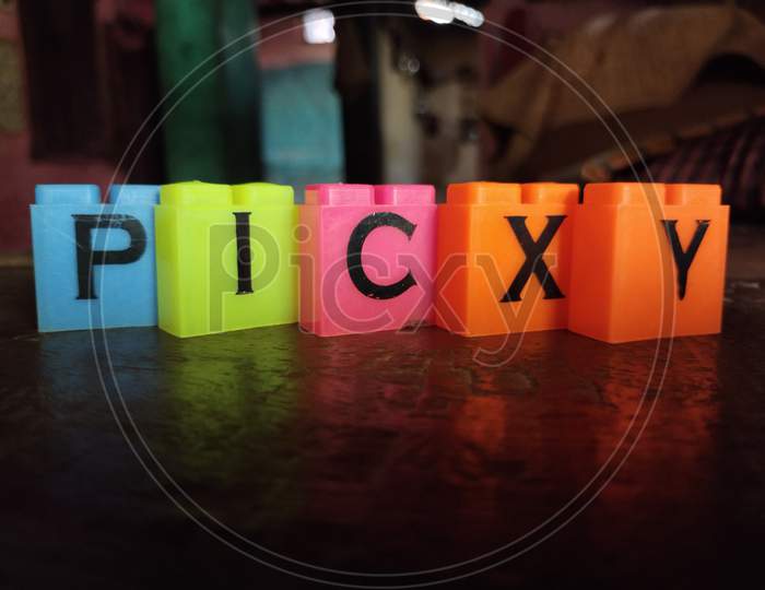Letter picxy