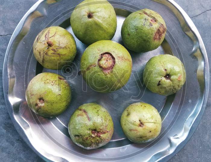 Psidium guajava, guava, amrud, laal amrud,