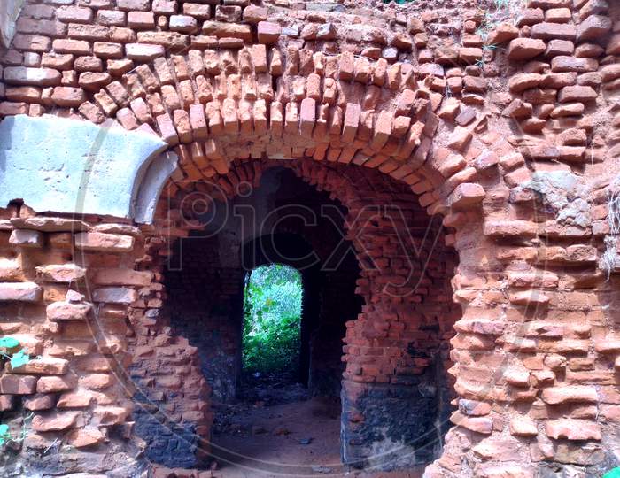 Old Brick Arch And Wall Destroy, Ruin Architecture In West Bengal ,India