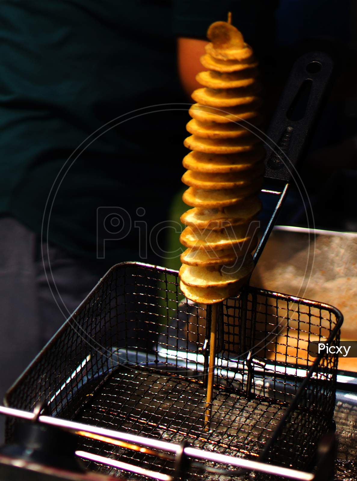 View Of Making Indian Street Food Twisted Or Spiral Or Tornado Photo Chips