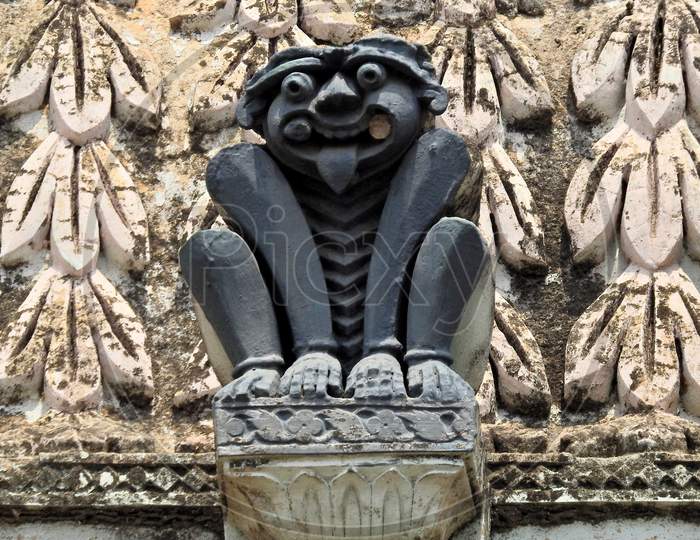 View Of An Animal Statue On Indian Hindu Temple Wall