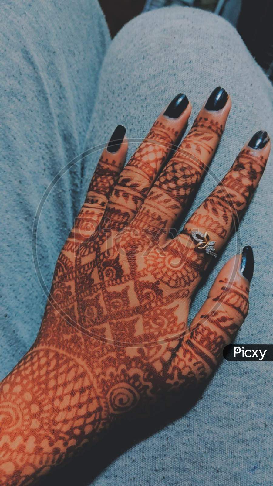 15+ Simple & Easy Arabic Mehndi Designs for Wedding in 2023