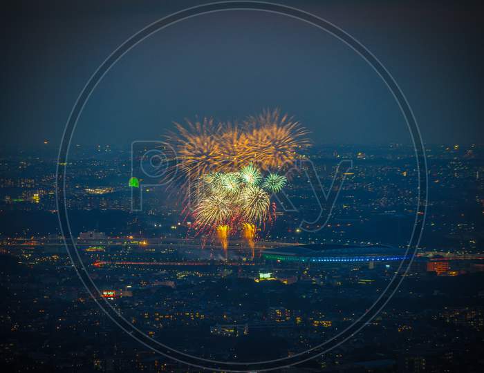 New Yokohama Fireworks Festival (From Yokohama Landmark Tower Observatory)