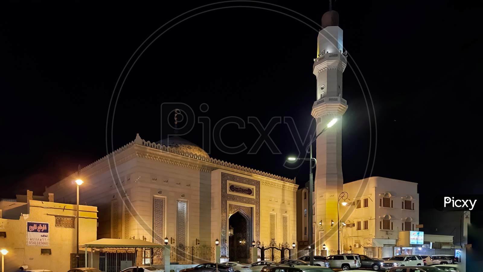Beautiful mosque in night photo shoot.