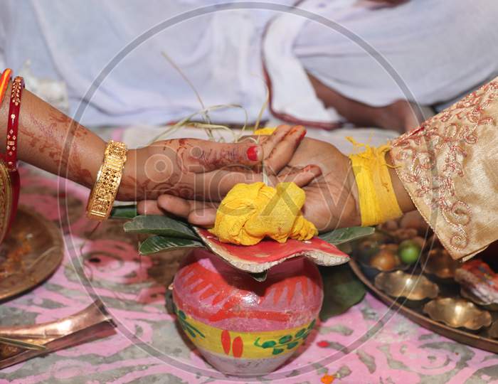 Indian Hindu Bengali Wedding Ritual Of Hasto Bandhan