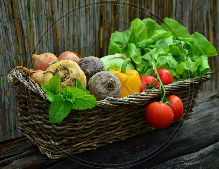 Vegetables basket