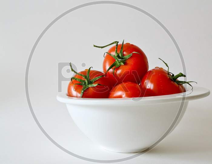 Tomatoes bowl food