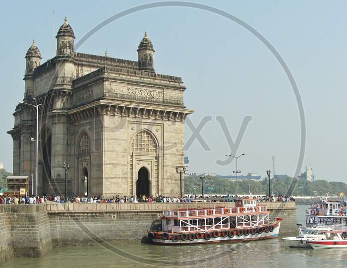 Gateway of India monument