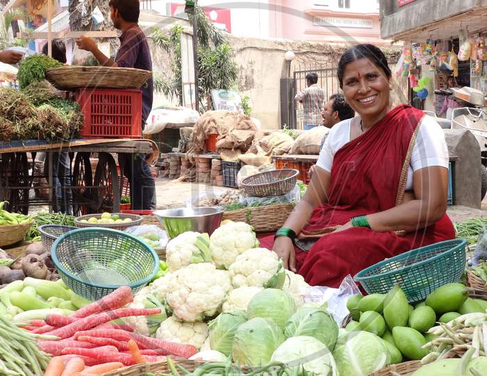 India Market woman sell