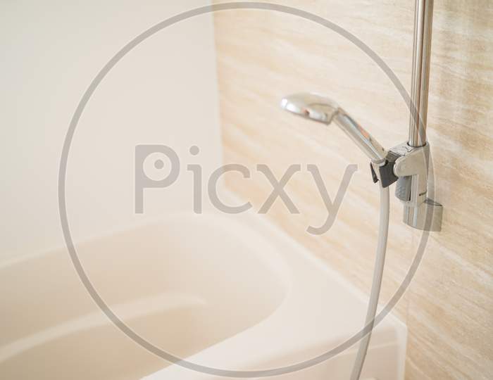 Image Of Bathroom And Shower Head