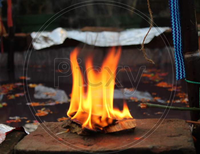 Fire click with manual focus