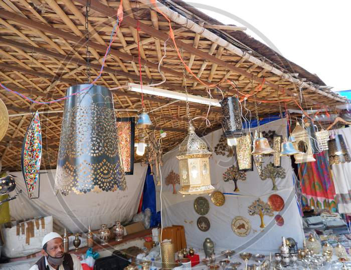 Handicraft lamps