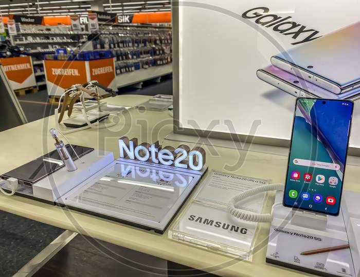 The Samsung Galaxy Note 20.